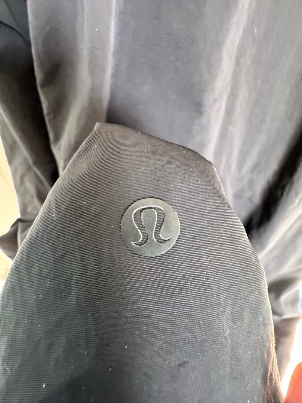 Lululemon Easy As Jacket Black Hooded Water-Repellent Coat - Picture 11 of 11